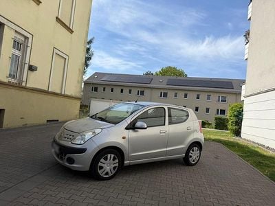 Usado Nissan Pixo 68 HP (50 kW) 2011 Prateado Citadino