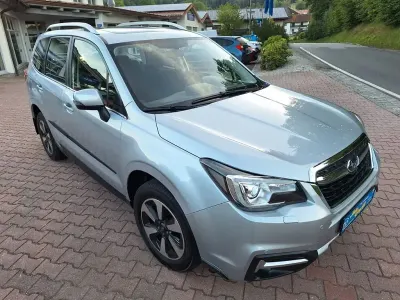 Gebraucht Subaru Forester Exclusive+ 147 PS (108 kW) 2016 Ice silver e1u SUV
