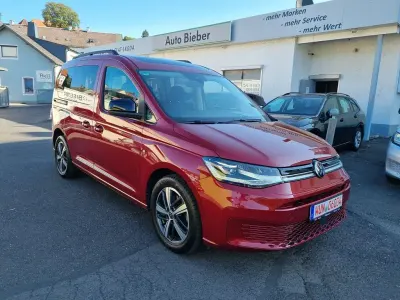 Gebraucht VW Caddy Move 122 PS (89 kW) 2021 Rot Van / Kleinbus