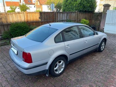VW Passat