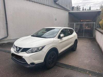 Second-hand Nissan Qashqai 112 CP (82 kW) 2014 Alb SUV