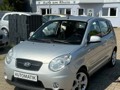 Gebraucht Kia Picanto Spirit 65 PS (47 kW) 2010 Silber Kleinwagen