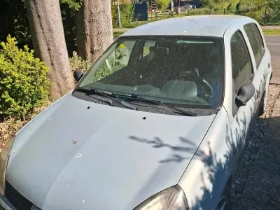 Usata Renault Clio II 73 CV (53 kW) 2003 Utilitaria