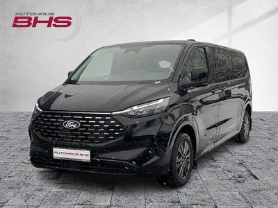 Neu Ford Tourneo Titanium 170 PS (125 kW) 2025 Obsidianschwarz metallic (schwarz) Van / Kleinbus