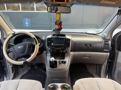 Usata Kia Carnival Basis 185 CV (136 kW) 2007 Blu Monovolume