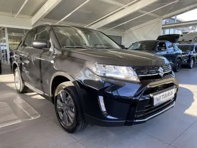 Neu Suzuki Vitara Comfort 110 PS (80 kW) 2026 Cosmic black pearl SUV
