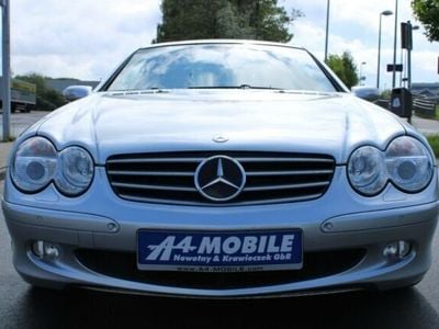 Gebraucht Mercedes SL500 306 PS (225 kW) 2005 Silber metallic Coupé