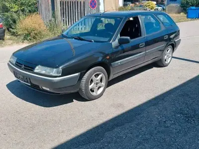 Gebraucht Citroën Xantia 101 PS (74 kW) 1997 Schwarz Kombi