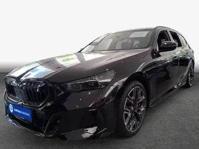 Neu BMW i5 Performance 250 kW (340 PS) 2026 Schwarz Kombi