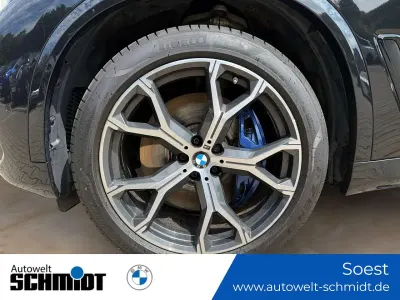 Gebraucht BMW X5 M Sport 340 PS (250 kW) 2023 Black sapphire metallic SUV