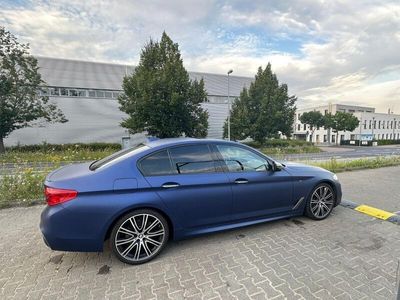 BMW M550