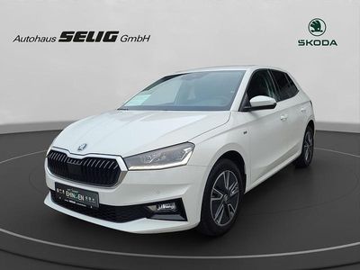 Weiß Gebraucht 2024 Skoda 110 R Tour Limousine | 19.997 € (Fairer Preis)