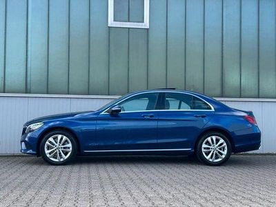 Second-hand Mercedes C180 Business 156 CP (114 kW) 2018 Albastru Berlinǎ