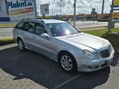 Second-hand Mercedes E200