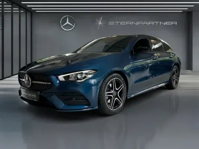 Gebraucht Mercedes CLA200 Shooting Brake AMG 163 PS (119 kW) 2023 Blau Kombi