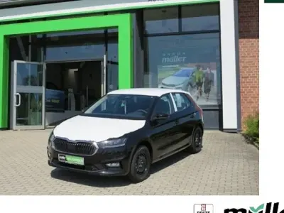 Neu Skoda Fabia Essence 80 PS (58 kW) 2026 Weiß Kleinwagen