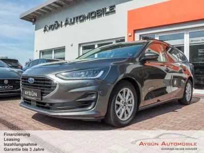 Gebraucht Ford Focus Cool & Connect 120 PS (88 kW) 2023 Magnetic metallic Kombi