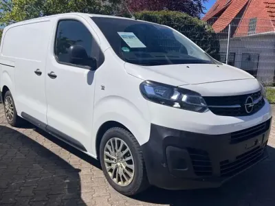 Usata Opel Vivaro 120 CV (88 kW) 2021 Bianco Monovolume