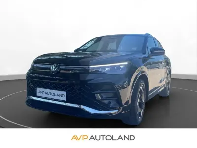 Gebraucht VW Tiguan R-line 204 PS (150 kW) 2025 Grenadillschwarz SUV