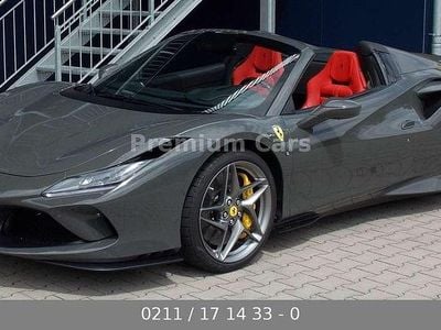 Usata Ferrari F8 721 CV (530 kW) 2022 Grigio Cabrio