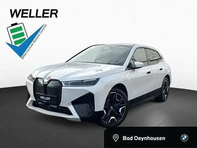 Mineralweiß (weiß) Gebraucht 2023 BMW iX Comfort Edition SUV | 46.750 € (Guter Preis)