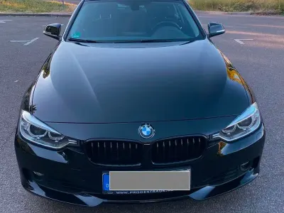 Gebraucht BMW 320 184 PS (135 kW) 2013 Schwarz Limousine