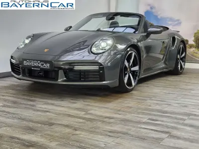 Gebraucht Porsche 992 581 PS (427 kW) 2023 Aventuringrãœnmetallic Cabrio