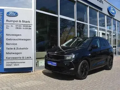 Usata Opel Grandland X GS Line 131 CV (96 kW) 2022 Nero SUV