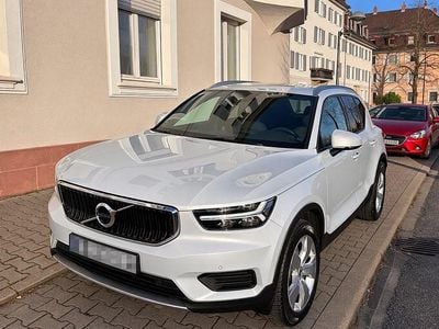 Gebraucht Volvo XC40 Momentum 163 PS (119 kW) 2020 Grau SUV
