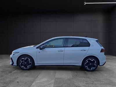 Usata VW Golf VIII R-line 150 CV (110 kW) 2025 Bianco Berlina