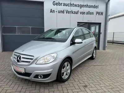 Gebraucht Mercedes B170 116 PS (85 kW) 2009 Silber Van / Kleinbus
