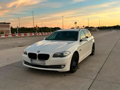 Gebraucht BMW 520 Comfort Edition 184 PS (135 kW) 2013 Weiß Kombi