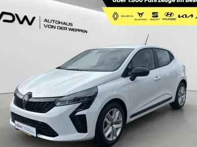 Neu Renault Clio V Evolution 67 PS (49 kW) 2026 Weiß Limousine