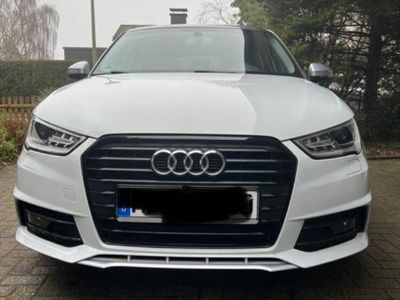 gebraucht Audi A1 sportsback admired TFSI weiß/schwarz S Line 03/2018