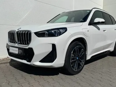 Gebraucht BMW X1 M Sport 326 PS (239 kW) 2023 Alpinweiß uni SUV