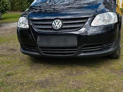 Gebraucht VW Fox 54 PS (39 kW) 2010 Schwarz Kleinwagen