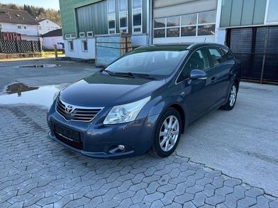 Gebraucht Toyota Avensis Sol 150 PS (110 kW) 2009 Blau Kombi