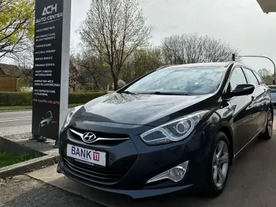 Usata Hyundai i40 Edition 136 CV (100 kW) 2013 Grigio Station wagon