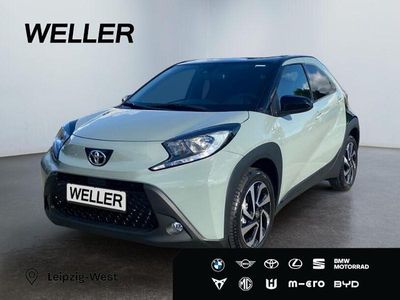 Chili red perleffekt/dach mysticschwarz mica (rot) Neu 2025 Toyota Aygo Kleinwagen | 15.770 € (Fairer Preis)