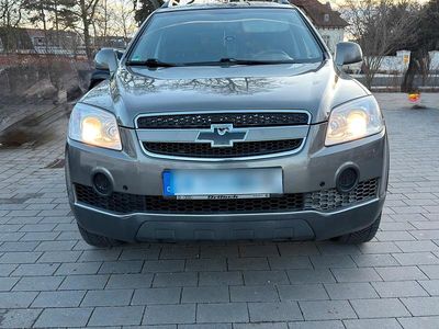 Gebraucht Chevrolet Captiva 136 PS (100 kW) 2008 Grau SUV
