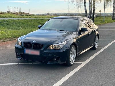 Second-hand BMW 525 300 CP (220 kW) 2007 Albastru Berlinǎ