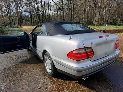 Gebraucht Mercedes CLK200 136 PS (100 kW) 1998 Silber Cabrio