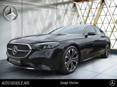 Gebraucht Mercedes E220 Avantgarde 197 PS (144 kW) 2025 Obsidianschwarz metallic Limousine