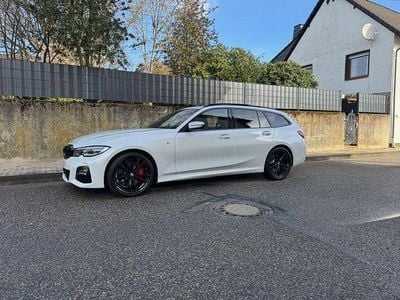 Gebraucht BMW 320 Sport Line 190 PS (139 kW) 2022 Weiß Kombi