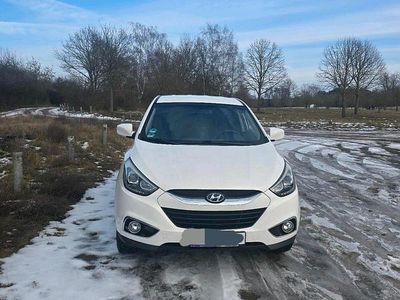 Gebraucht Hyundai Tucson 135 PS (99 kW) 2014 Weiß SUV