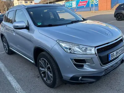 Gebraucht Peugeot 4008 Allure 150 PS (110 kW) 2015 Grau SUV