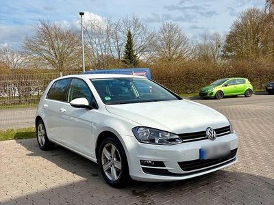 Second-hand VW Golf VII 2013 Alb Berlinǎ