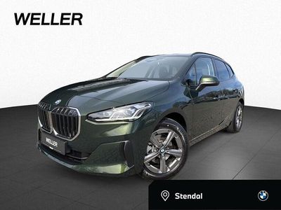 Gebraucht BMW 220 Active Tourer Comfort Edition 170 PS (125 kW) 2025 Sanremo green met. (grün) Van / Kleinbus