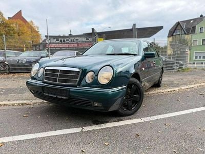 Mercedes E220