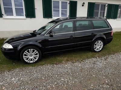 Gebraucht VW Passat 101 PS (74 kW) 2004 Schwarz Kombi